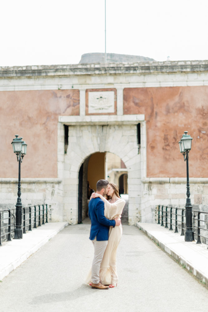 A splendid moment while a couple engagement shoot at Corfu old town